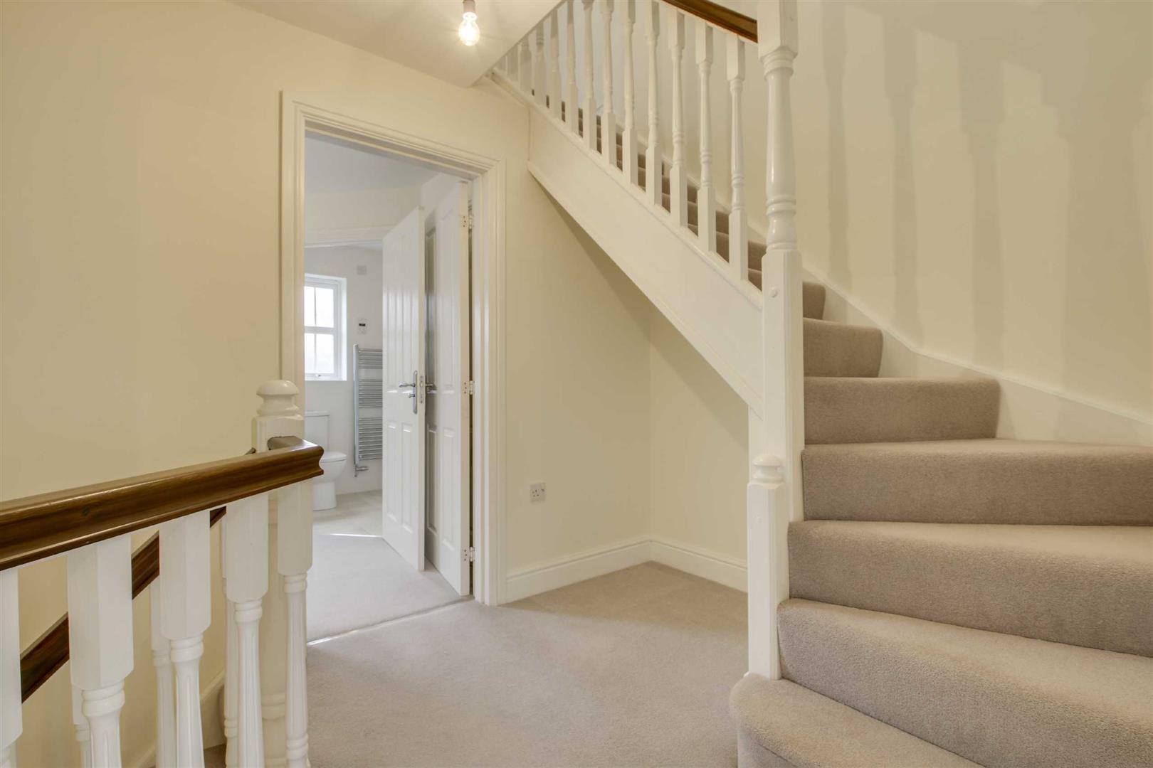 Harlow Crescent, Oxley Park, Milton Keynes
